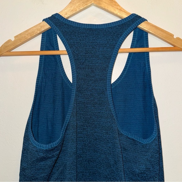Athleta Heather Blue Speedlight Tank Top Racerback Ruched Tank Top Size Large - Picture 7 of 7